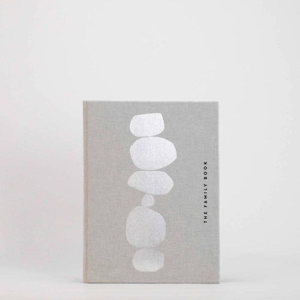 Boken The Family Book